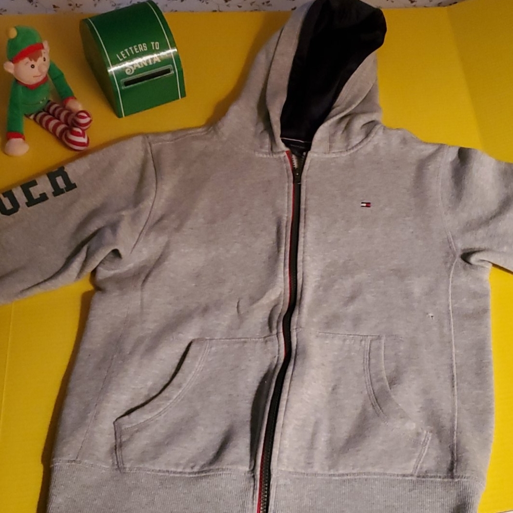 Tommy Hilfiger zip-up hoodie